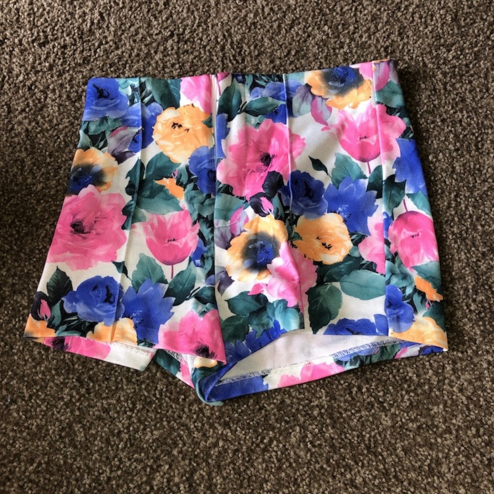 high waisted floral shorts